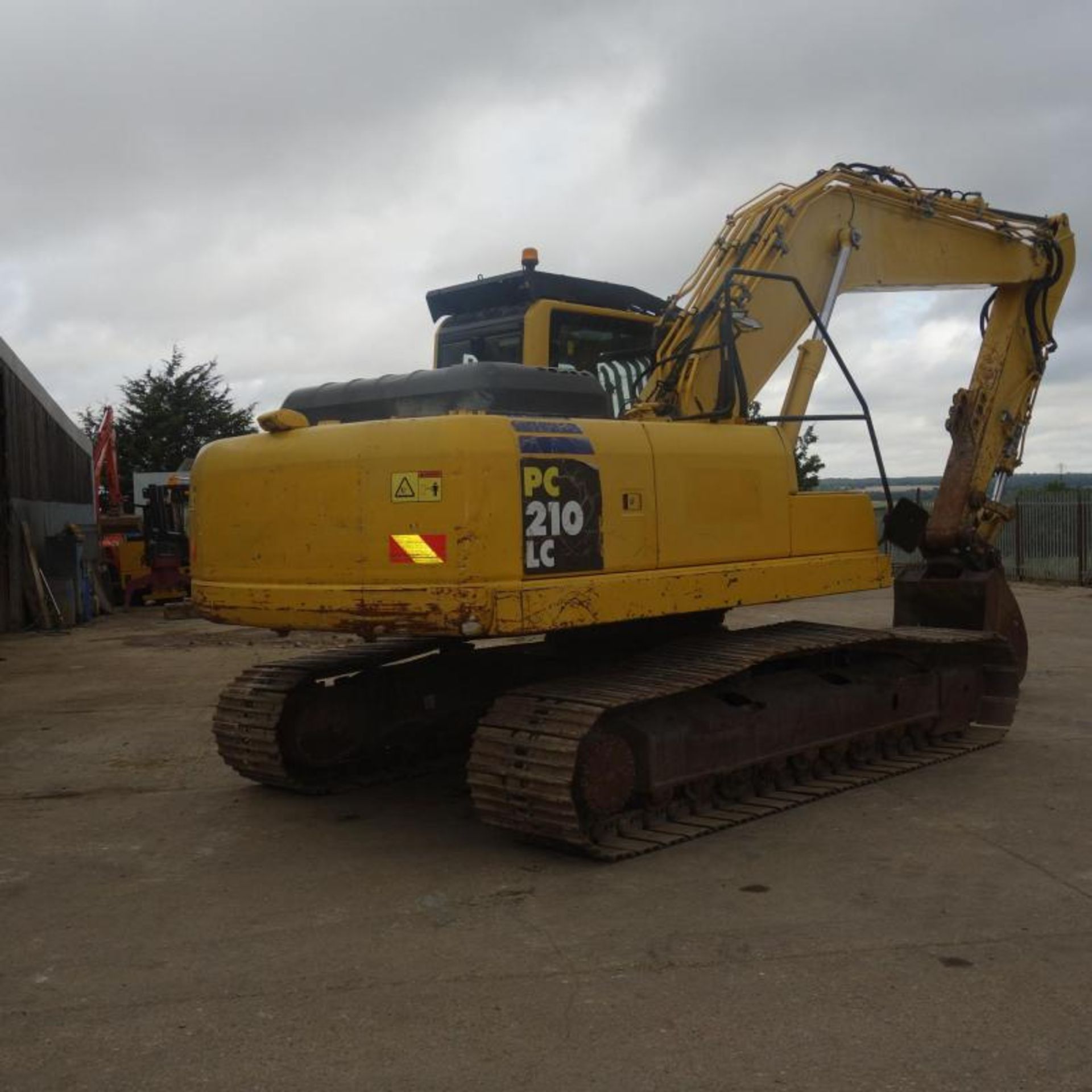 Komatsu PC210LC - Image 3 of 8