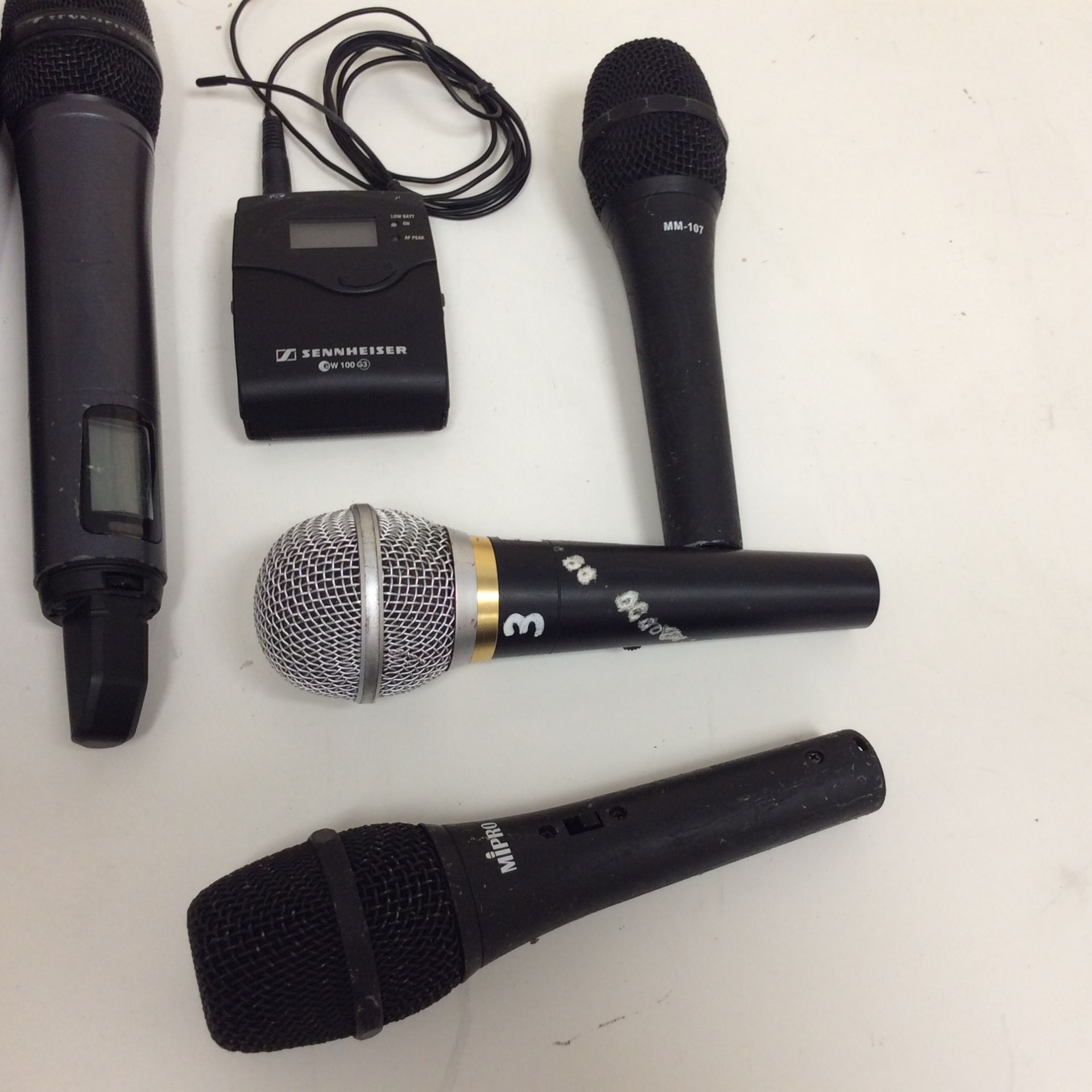 Joblot of microphones to include mipro and sennheiser - Image 4 of 4