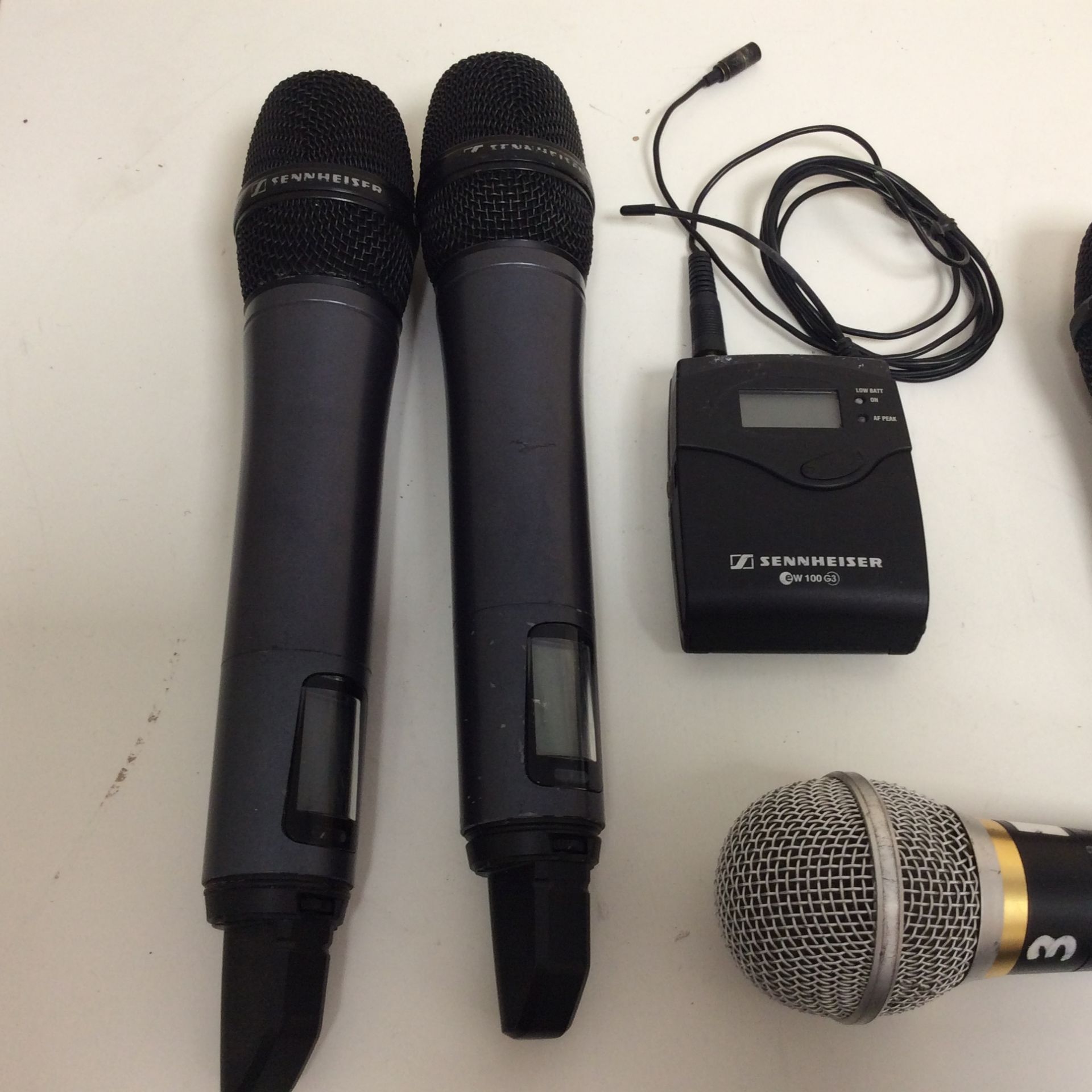 Joblot of microphones to include mipro and sennheiser - Image 3 of 4