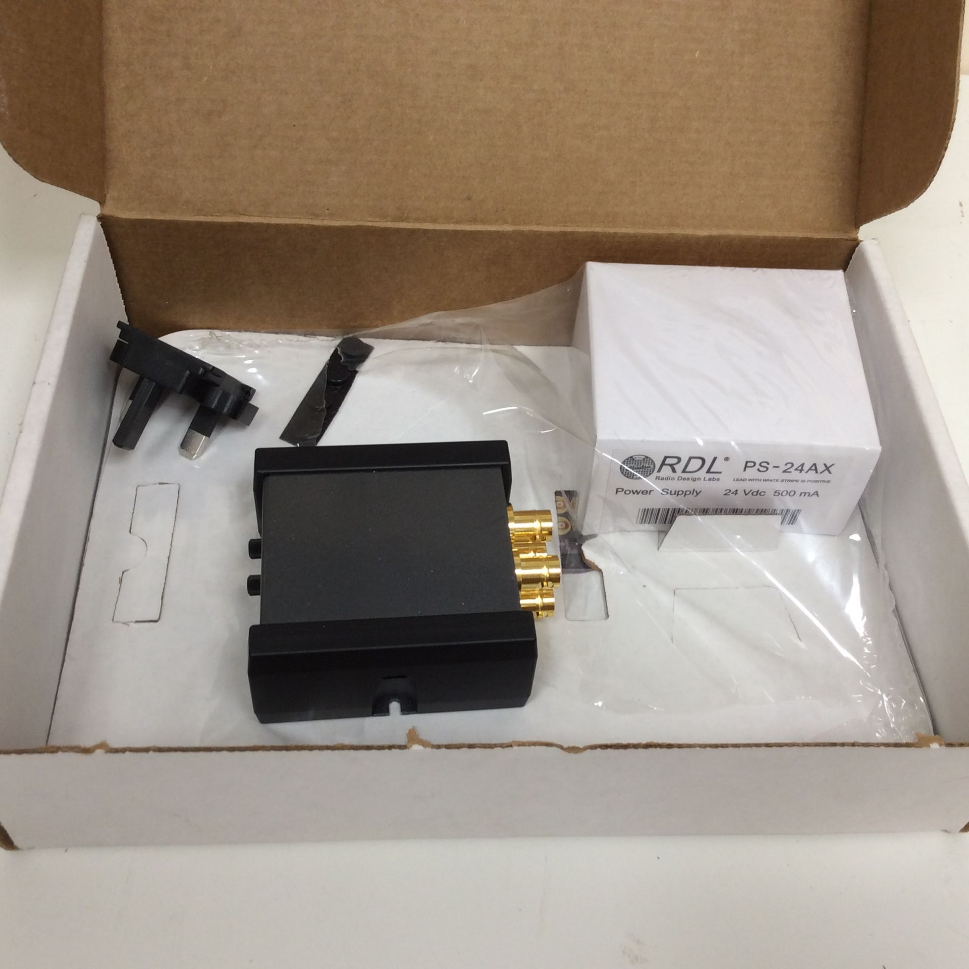 Rdl ez-vda3bx video distribution amplifier (boxed) - Image 2 of 2