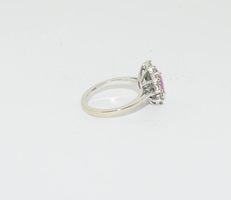 18ct White Gold Pink Sapphire & Diamond Modern Cluster Ring - Image 3 of 7