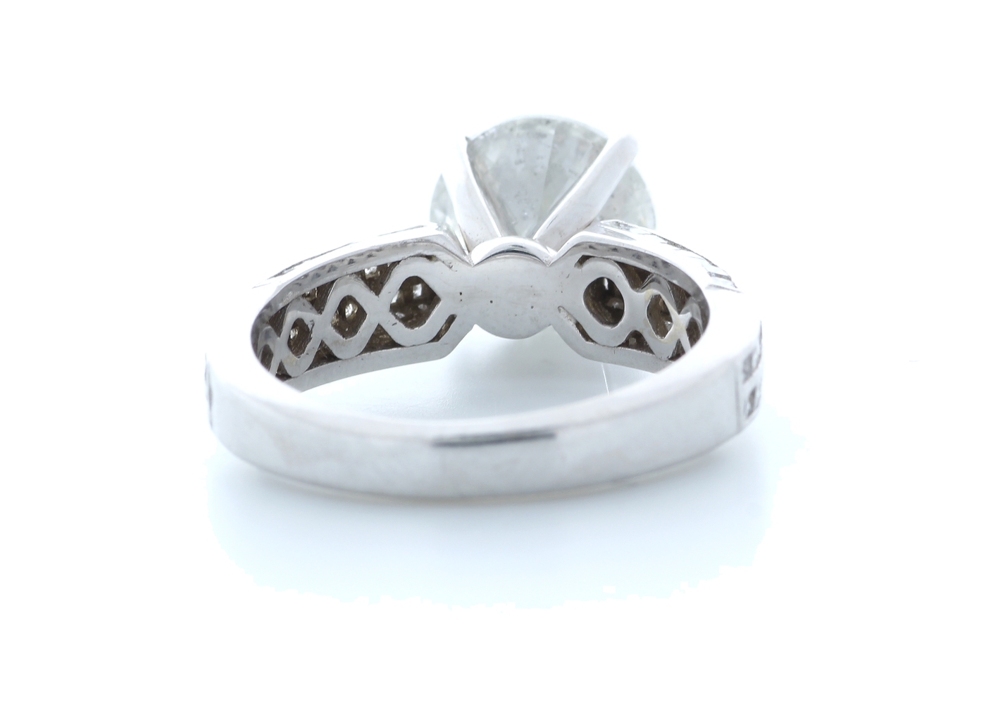 18ct White Gold Diamond Ring 4.51 Carats - Image 3 of 5