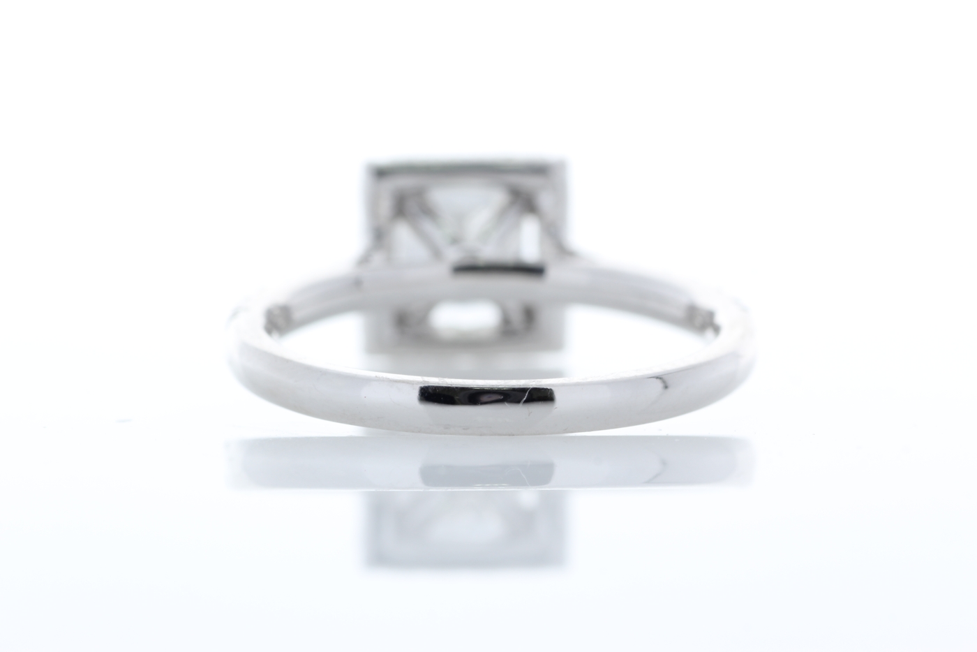 18ct White Gold Halo Set Princess Cut Diamond Ring 1.36 Carats - Image 3 of 6
