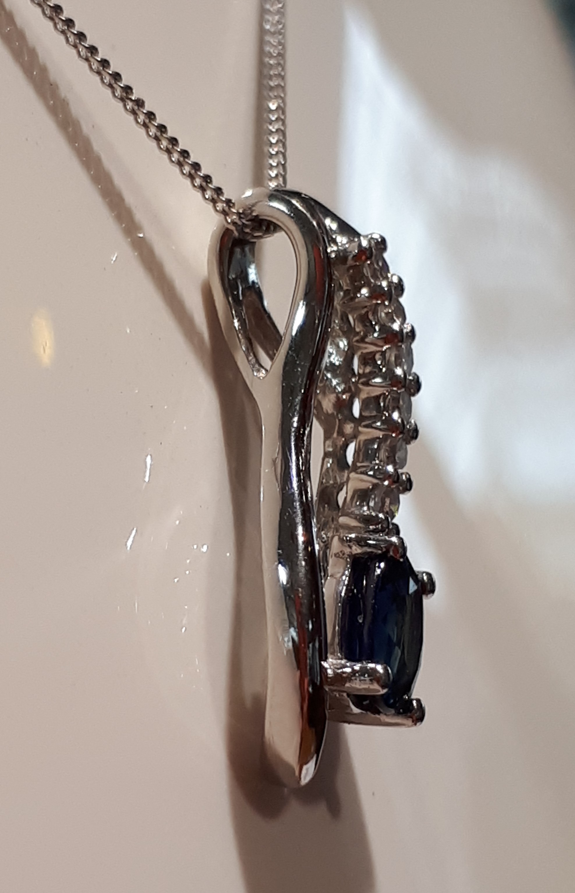 9ct (375) White Gold Sapphire and Diamond Drop Pendant on 18" Curb Chain Necklace - Image 5 of 7