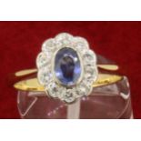 18ct 750 Yellow Gold Oval Sapphire and Diamond Cluster Ring