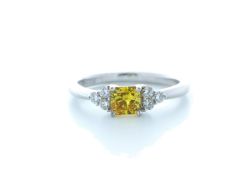 18ct White Gold Fancy Yellow Diamond Ring 0.75 Carats