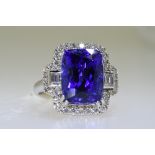 Tanzanite & Diamond Ring