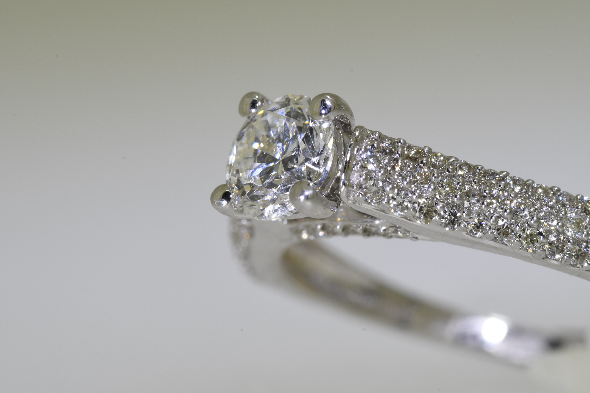 Diamond Ring - Image 3 of 6