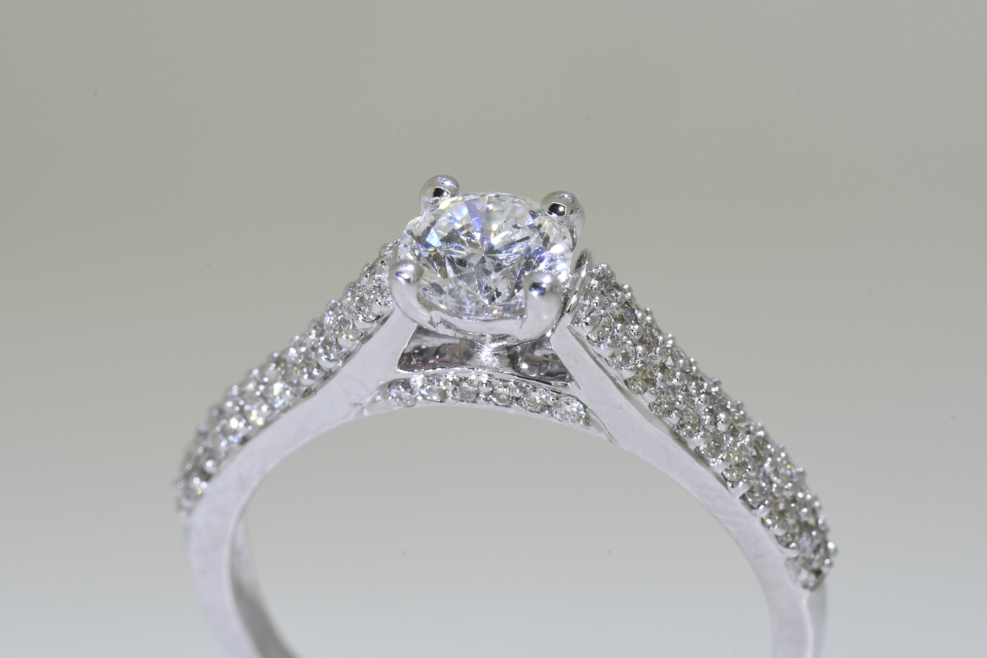 Diamond Ring - Image 6 of 6