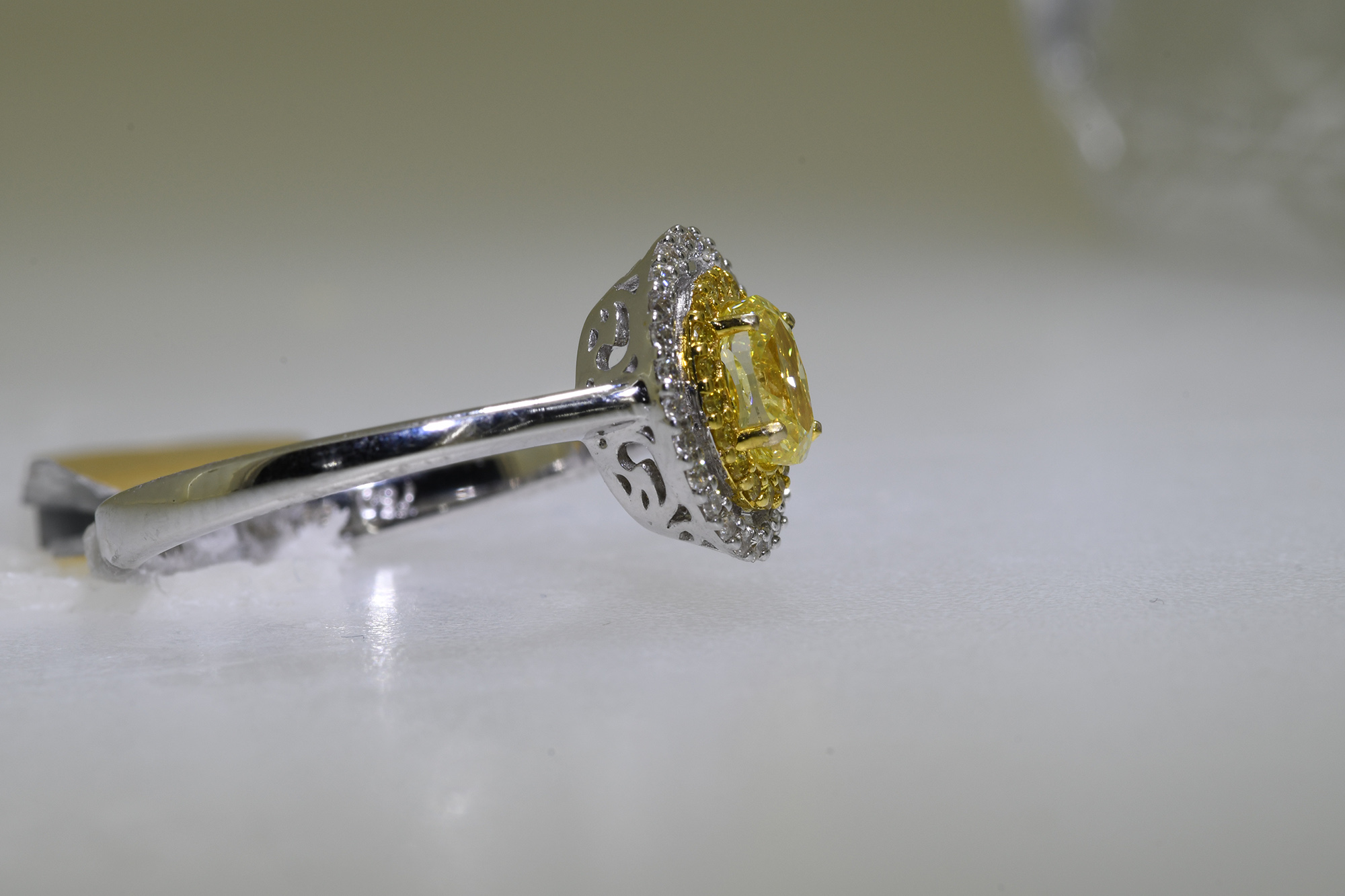 Yellow Diamond Ring - Image 3 of 3