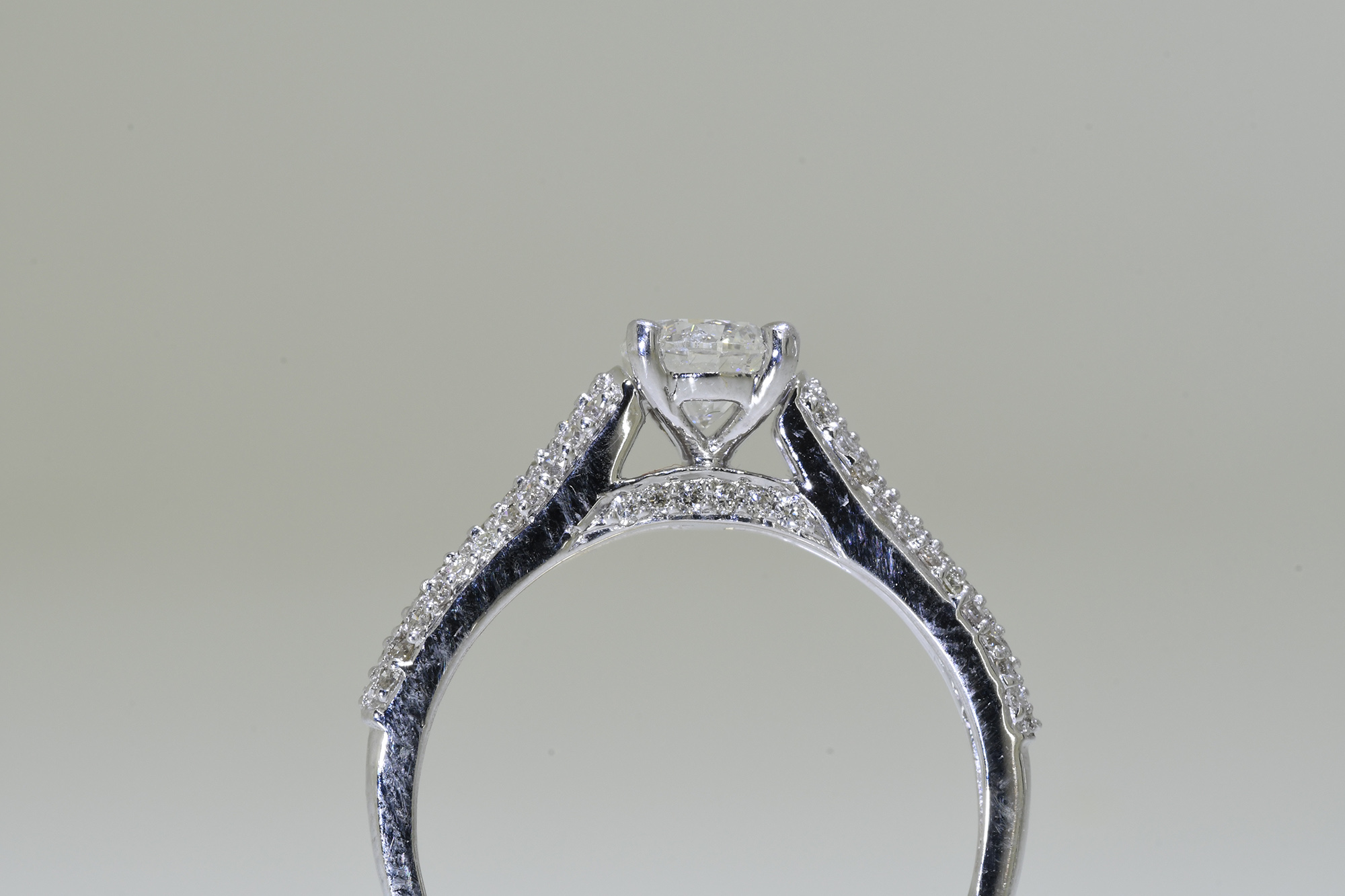 Diamond Ring - Image 5 of 6