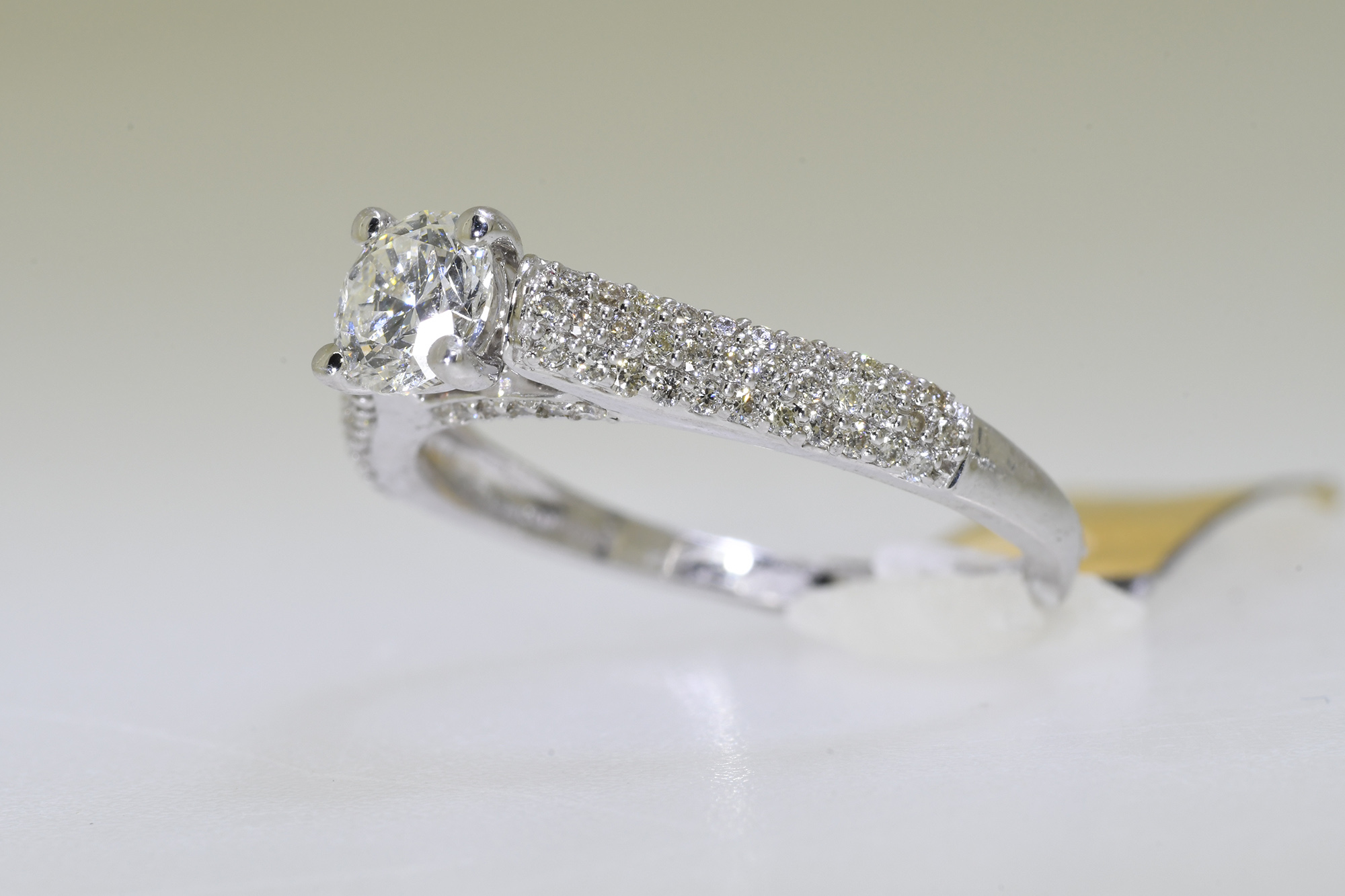 Diamond Ring - Image 4 of 6