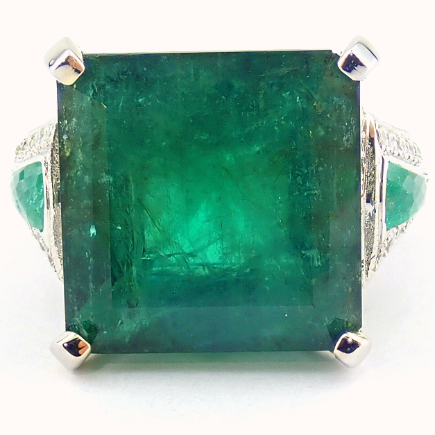 18K White Gold Cluster Ring - 4,75 ct Natural Emerald - 0,60 ct Diamond - Image 8 of 11