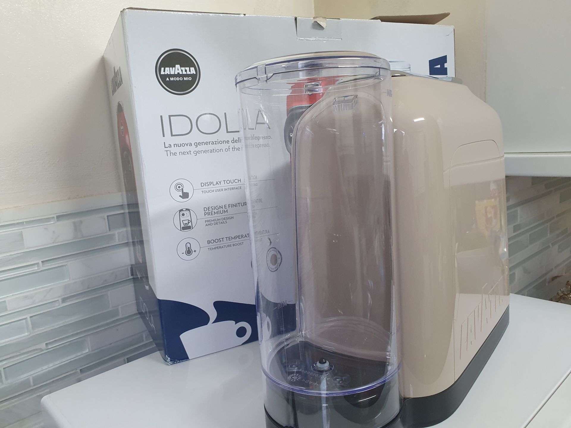 Lavazza 18000279 Idola Greige Coffee Machine RRP £149.99 - Image 3 of 5