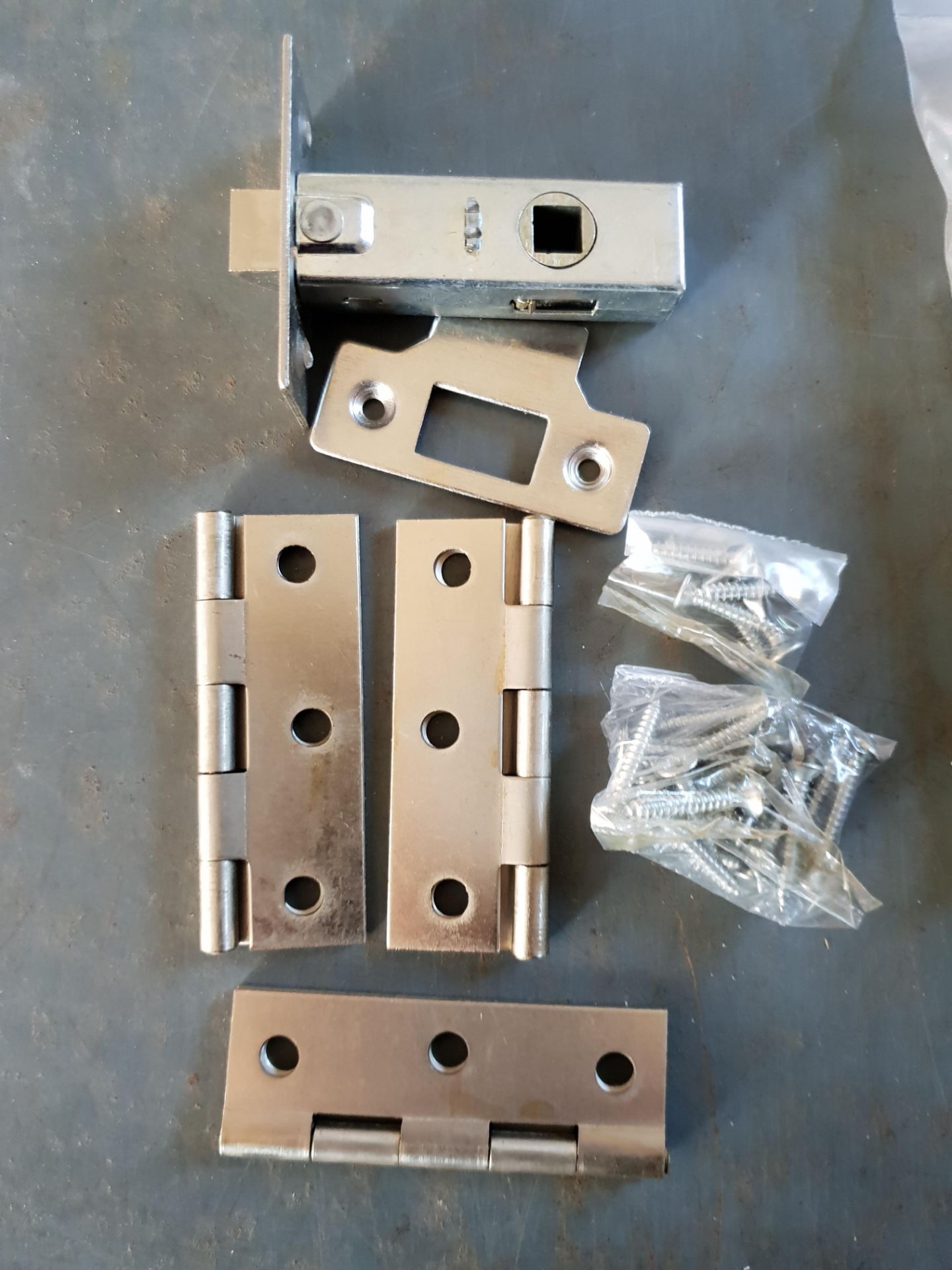 12 - latch and hinge sets - Image 2 of 2