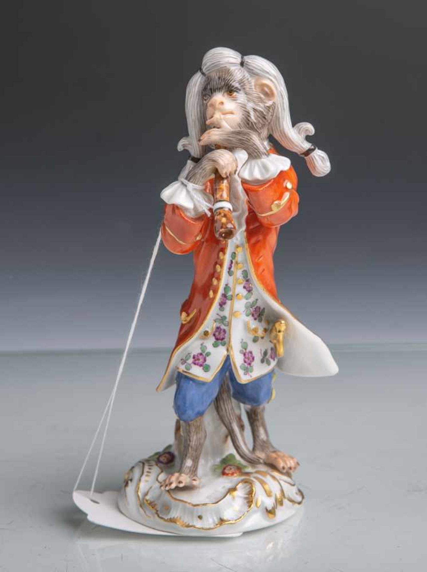 Figur aus der Affenkapelle "Affe als Klarinettist" (Meissen, blaue