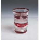 Becherglas (19. Jahrhundert), klares Glas m. rotem Überfang, feine Gravur m. Ansichten von<