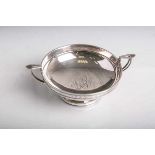 Kleine Henkelschale 925 Sterling Silber im Art Déco-Stil (Herstellerpunze undeutlich), Dm.<