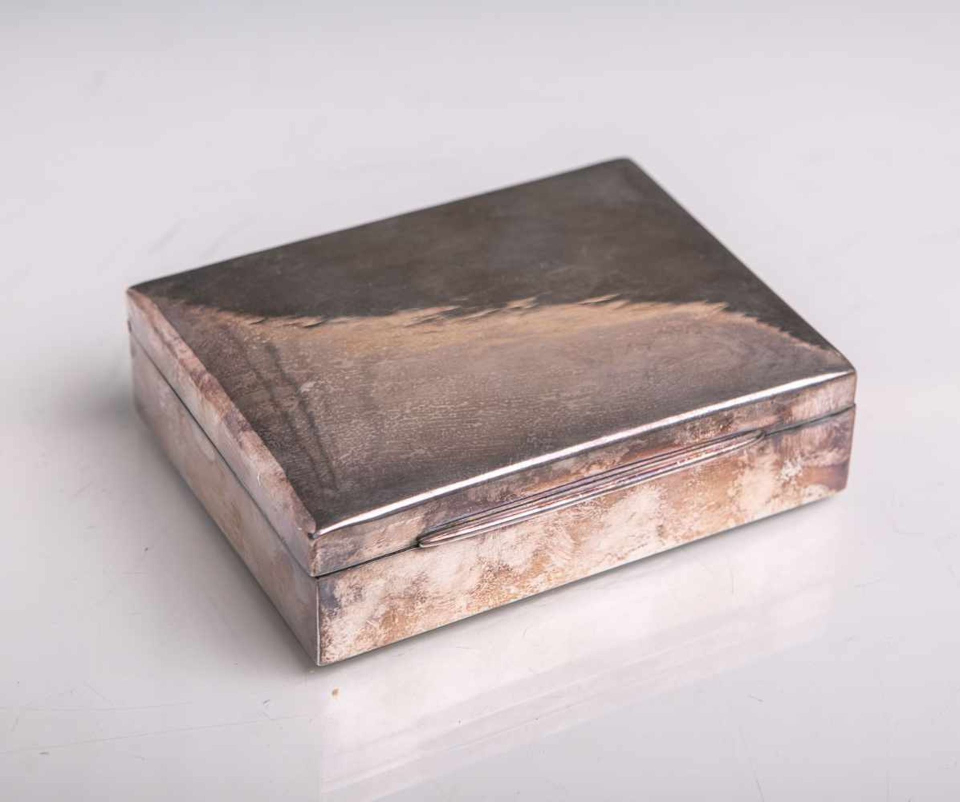 Zigarrendose 800 Silber (20. Jahrhundert), innen m. Tropenholz, gestempelt: Feingehalt /