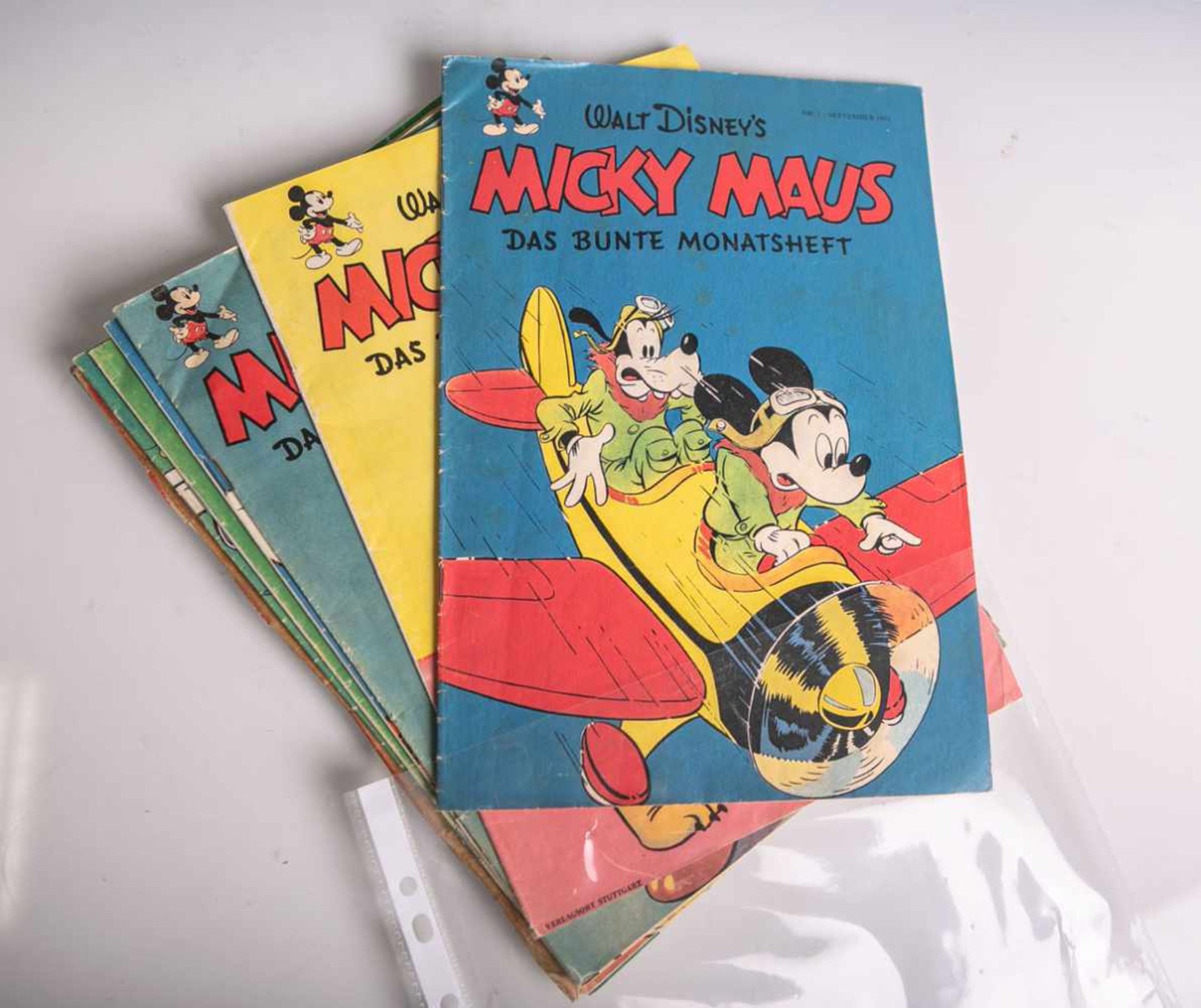 Konvolut von 7 Comic-Heften "Micky Maus" (Walt Disney, 1951, 1952 u. 1954), dazu: 2x