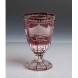 Becherglas (19. Jahrhundert), klares Glas rot überfangen, feine Gravuren m. Darstellung<