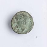Bronzemünze "Lukan II." (Lukania, um 212 - 207 v. Chr.), Kopf der Nike m. Diadem, Rs.:<