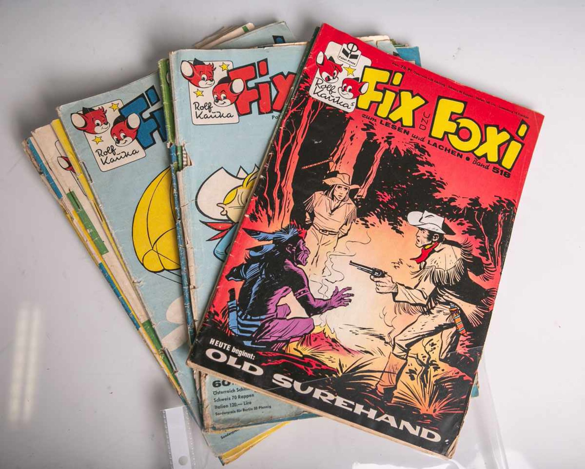 Konvolut von 13 Comic-Heften "Fix und Foxi" (Rolf Kauka, 1960er Jahre). Lagerspuren,