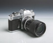 Kamera "Nikkormat EL", Gehäusenr. 5495148, Objektiv "Zoom-Nikkor" von Nikon, 1:3,5/43-86