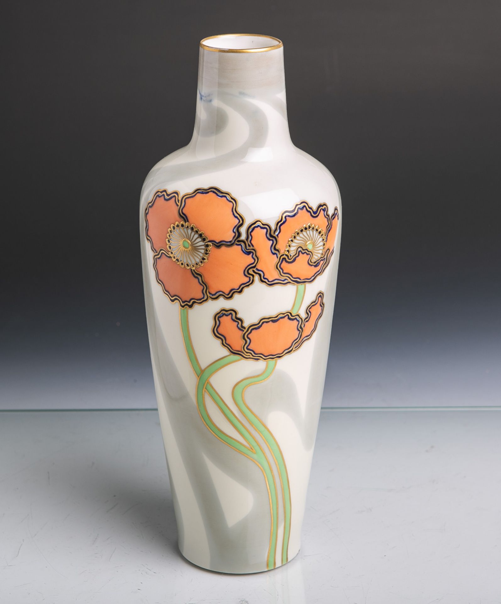 Elegante Jugendstil-Vase (Ernst Wahliss, Wien, rote Unterbodenmarke), kegelförmiger sich