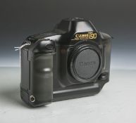 Kameragehäuse "Canon T90", Gehäusenr. 1106683.