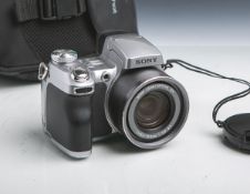 Digitalkamera "Sony DSC-H1", 5.1 Megapixels, 12x Optical Zoom, Nr. 4560001, m. Tragegurt,