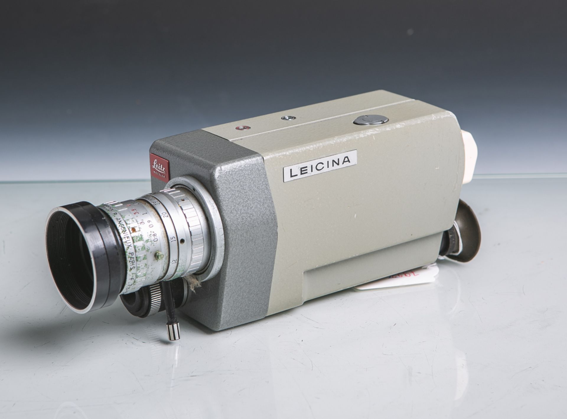 Filmkamera "Leicina 8 S" von Leitz (Wetzlar, Bj. 1963), äußerst kompakt, Objektiv: P.