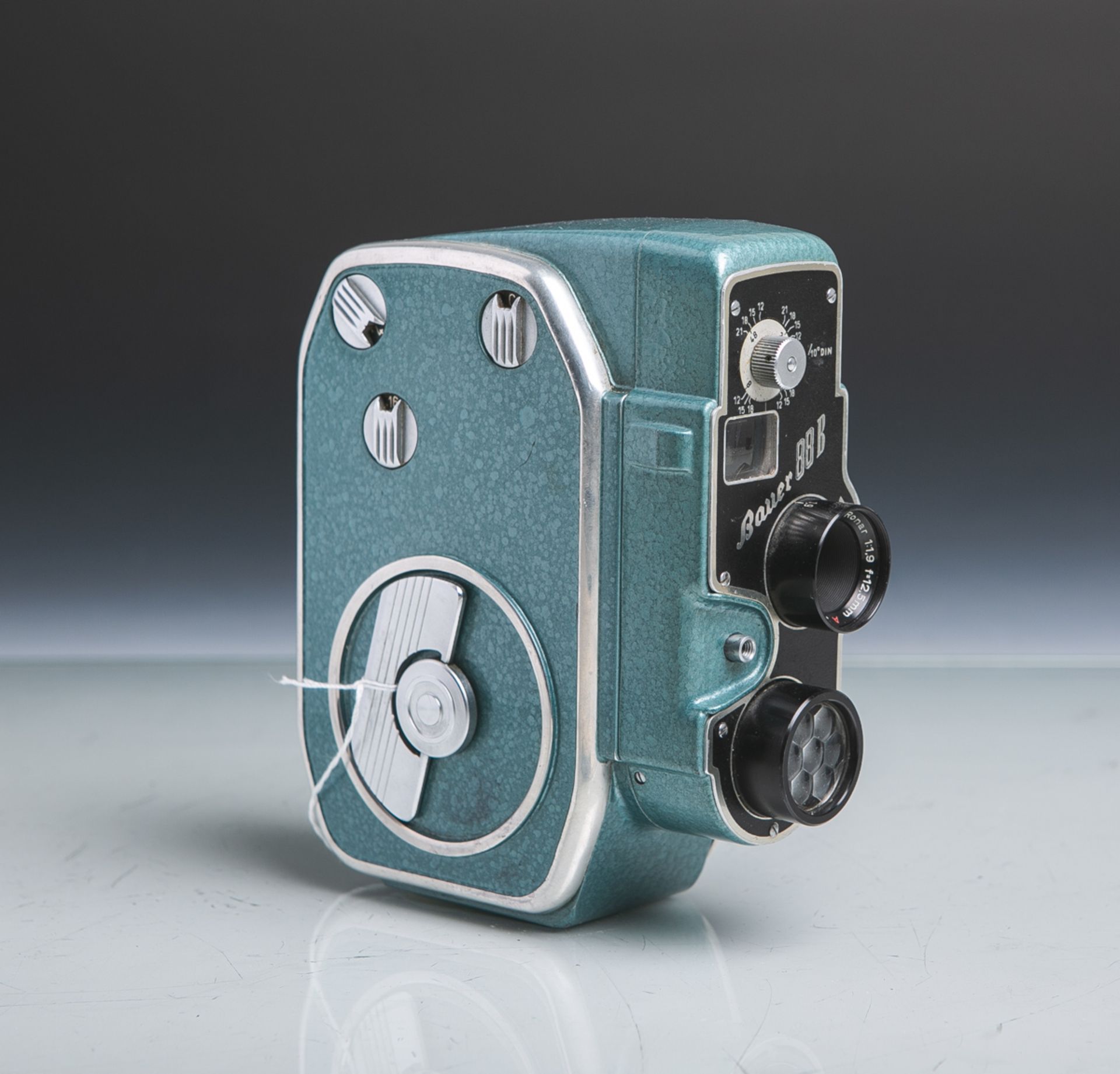 Filmkamera "Bauer 88 B" von Eugen Bauer GmbH (Bj. 1954-1960), Format 8 mm, Sucher