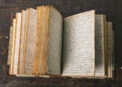 Historisches handgeschriebenes Kochbuch (wohl um 1750/1800). Einband m. Lagerspuren, innen