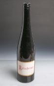 Historische Weinflasche (19./20. Jahrhundert), orig. Etikett "Rüdesheimer", H. ca. 40 cm.