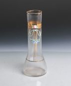 Glasvase (aus der Zeit des Jugendstils, um 1910/15), mattes Glas m. Emaillemalerei u.