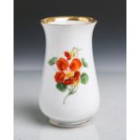 Kleine Blumenvase aus Porzellan (Meissen, blaue Unterbodenschwertermarke, Pfeifferzeit,