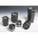 Konvolut von 5 Objektiven, bestehend aus: 1x "Canon EF" (Ultrasonic, 1:3,5-4,5/28-105, im