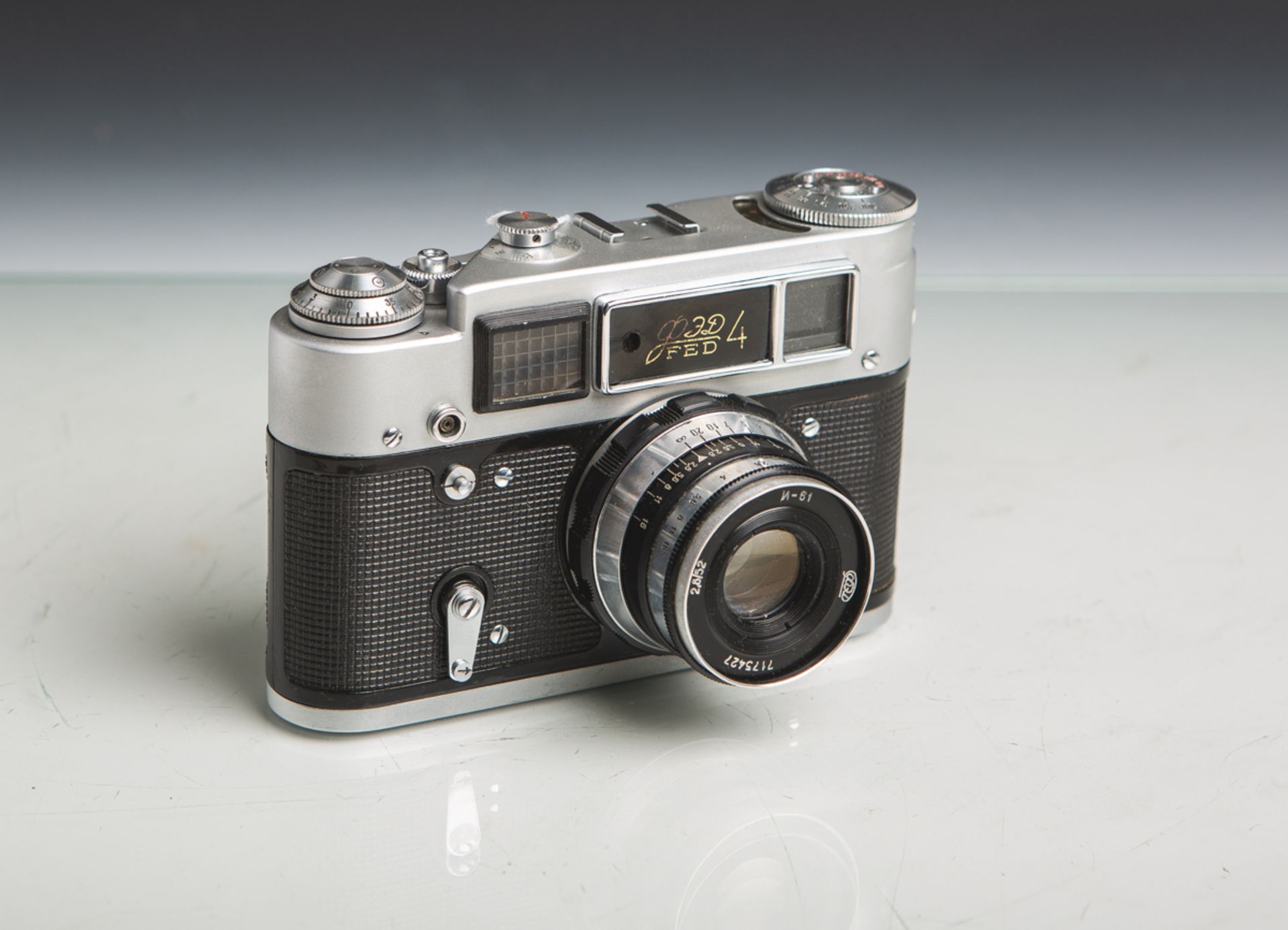 Kamera "FED 4" (Made in USSR, Baujahr 1964-80), Objektiv "I-61", 2,8/52, Nr. 7175427.