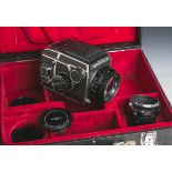 Zenza Bronica-Fotokamera (Japan, Baujahr 1975), CB 307540/CM549610, Linse Zenzanon,