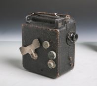 Filmkamera "Cine Nizo" (Bj. 1927), Mod. F., 9,5 mm, Optik "Cassar" von Steinheil München,