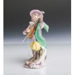 Figur aus der Affenkapelle "Affe als Gitarrenspieler" (Meissen, blaue