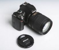 Kamera "Nikon D40x", Nr. 65271, Objektiv "AF-S Nikkor", 1:3,5-5,6/18-105 mm, Nr. 32144549,