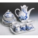 Teeservice für 5 Personen (Meissen, blaue Schwertermarke), 19 Teile, Dekor "Blaue Orchidee