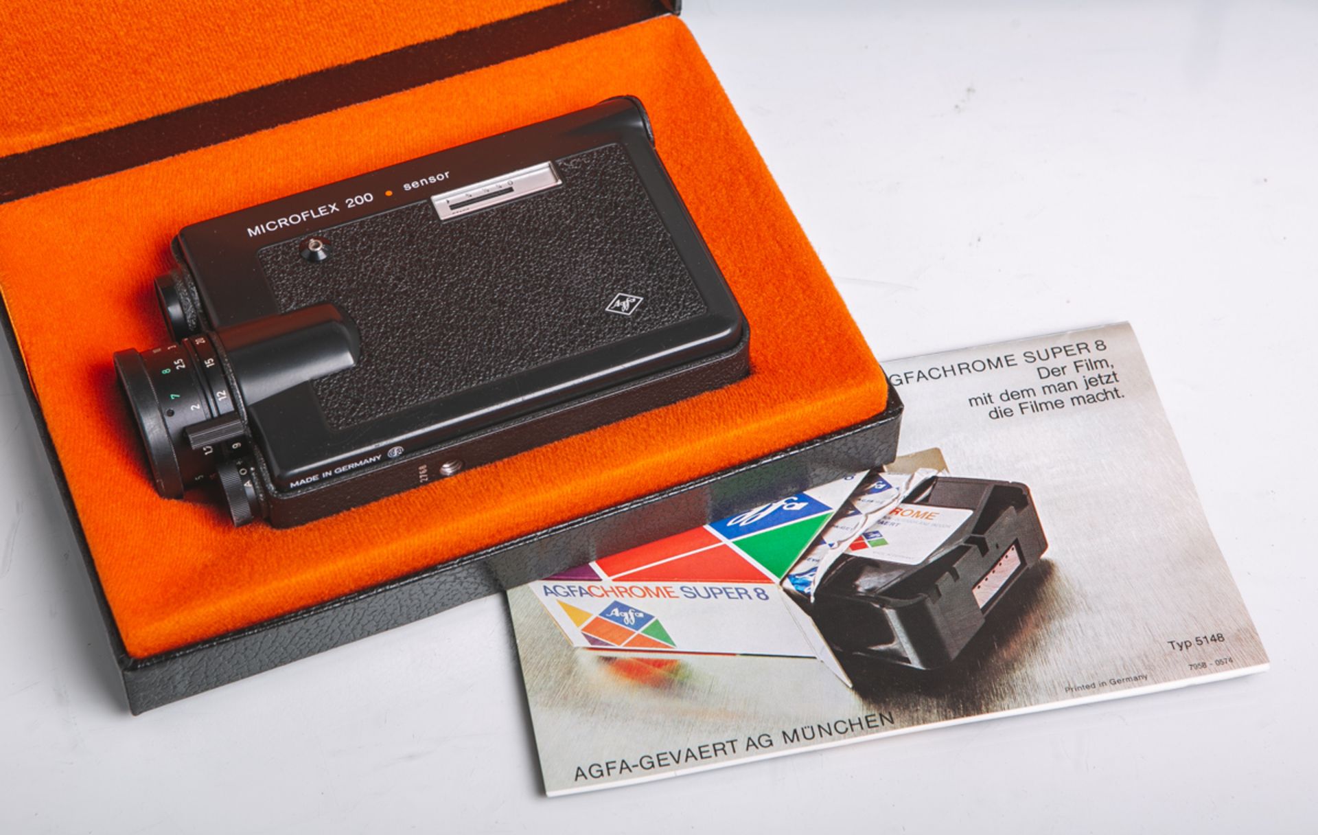 Filmkamera "Agfa Microflex 200 Sensor", orig. Optik: "Movaron", 1:2/9-30, m.