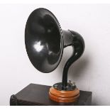 Antiker Lautsprecher "La Panthere" (1920er Jahre), Trichterform, gestempelt, auf