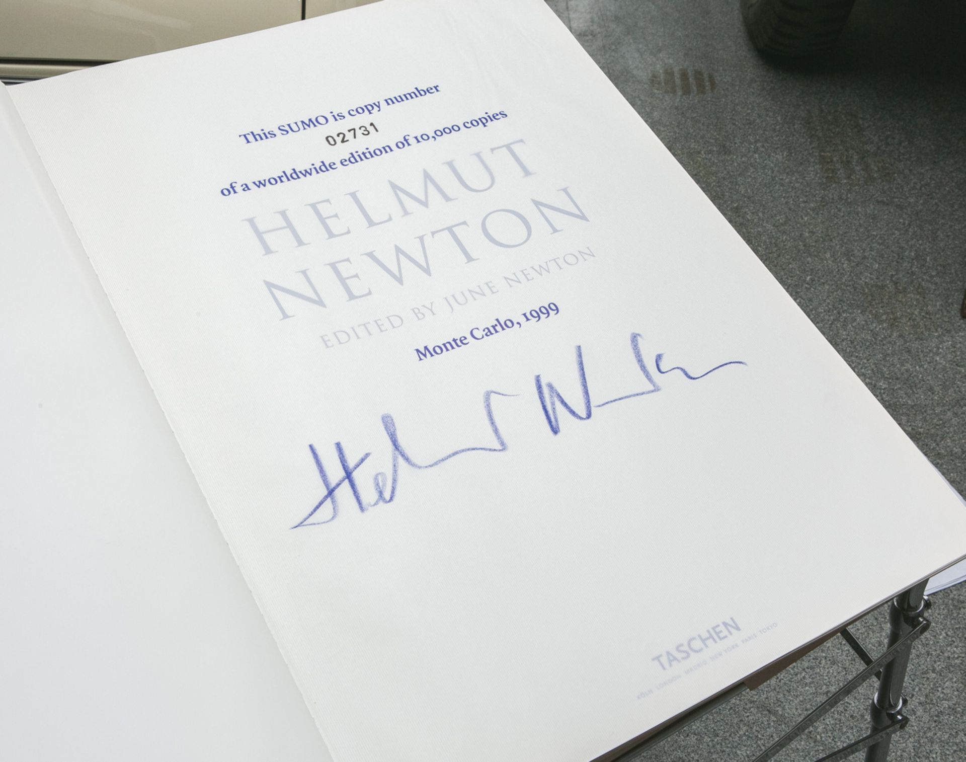 "Helmut Newton-SUMO", Taschen-Verlag 1999, limitierte Ausgabe (Ausgabennnummer 2731 von - Bild 2 aus 3