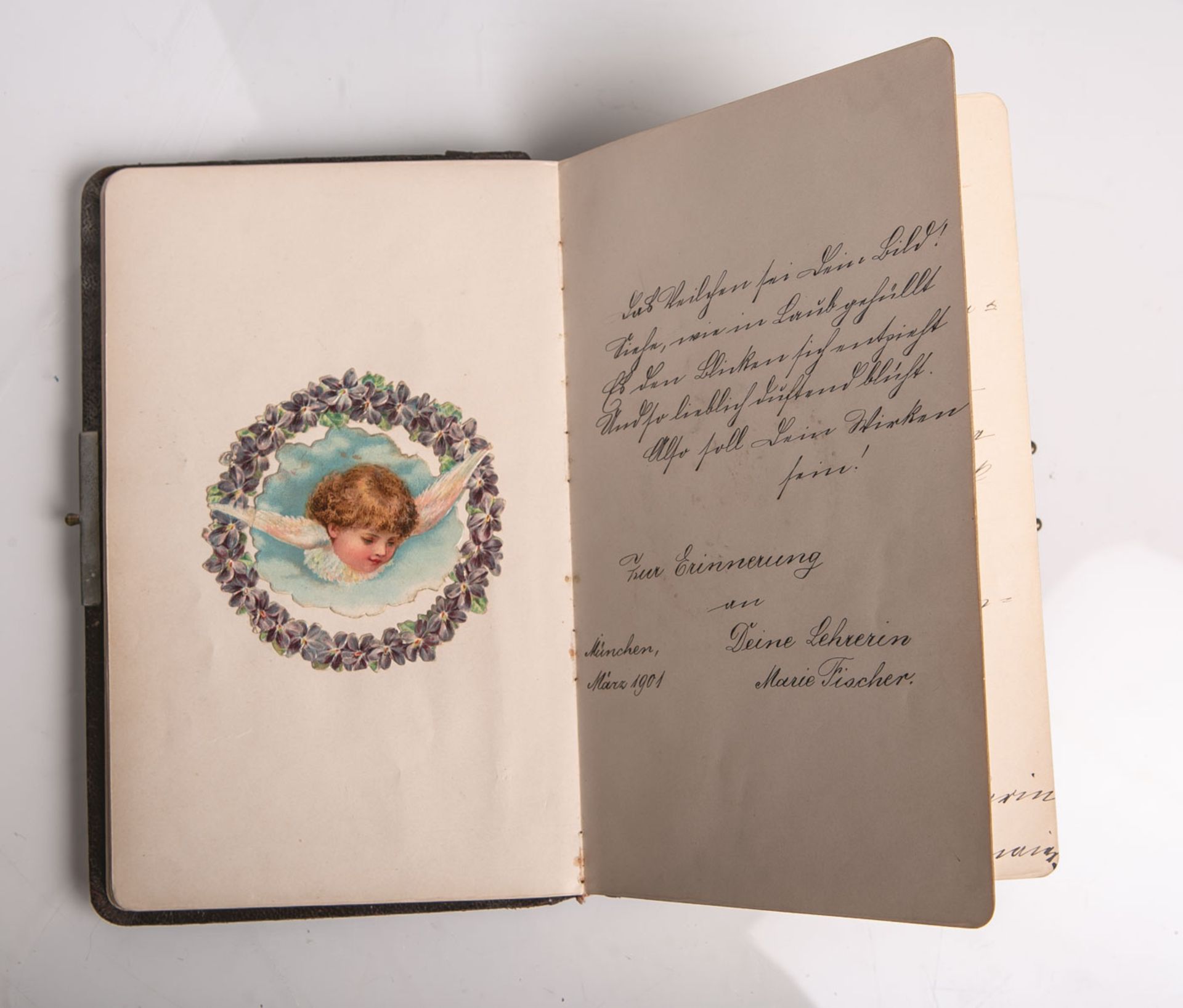 Poesiealbum (um 1900), handschriftliche Eintragungen m. div. Klebebildern u.Bleistiftzeichnungen - Image 2 of 2
