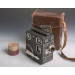 Siemens-Kino-Kamera (Baujahr 1934, Siemens u. Halske, Berlin), 16 mm, Typ C, Objektiv(minimal am