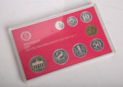 DDR-Kursmünzsatz (1982), 1 Pfennig bis 5 Mark (8,86 Mark), Münzprägestätte: A, inKassette. PP.